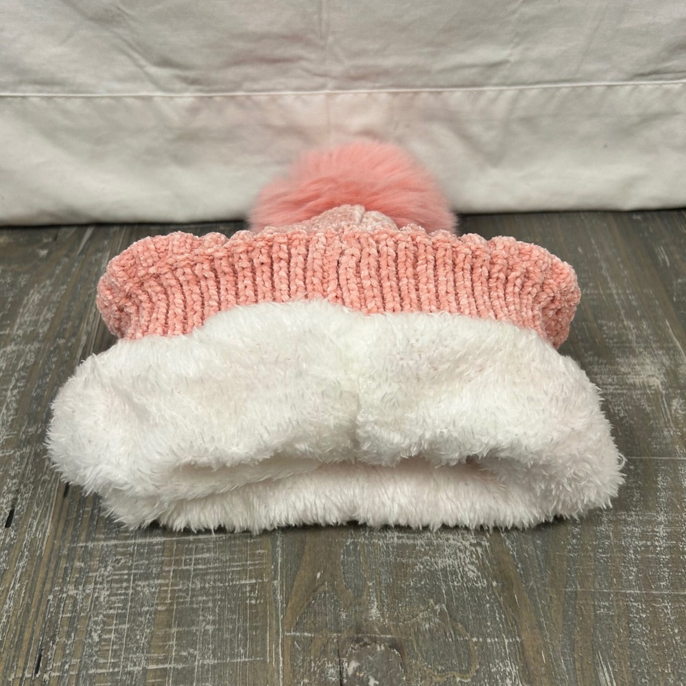 Under Armour Pink White Plaid Chenille Knit Beanie Faux Fur Pom Fleece Lined NEW - Picture 5 of 5